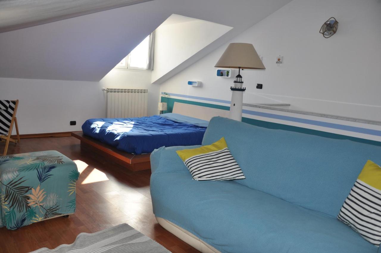 Appartamento Villa Rita A 100 M Dal Mare! Vallecrosia Buitenkant foto