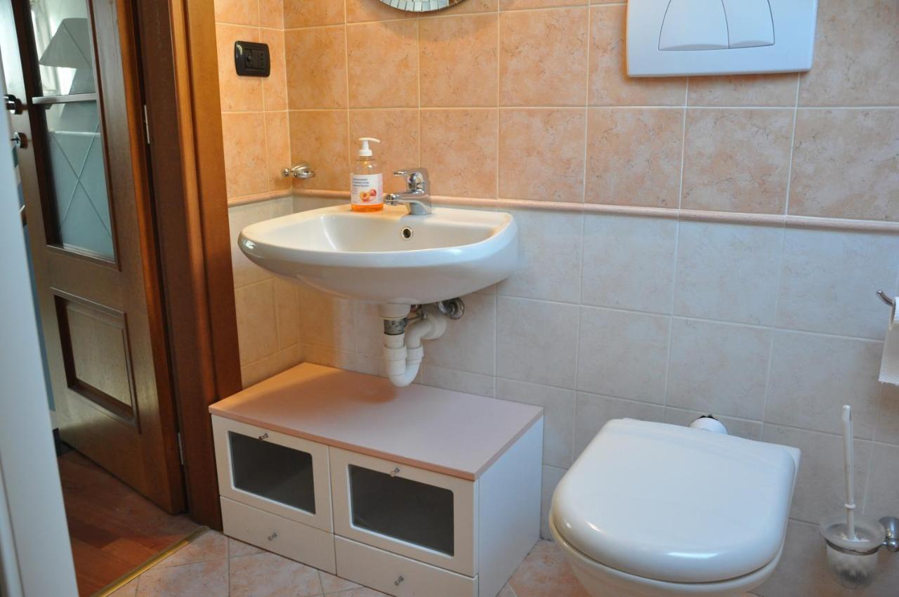 Appartamento Villa Rita A 100 M Dal Mare! Vallecrosia Buitenkant foto